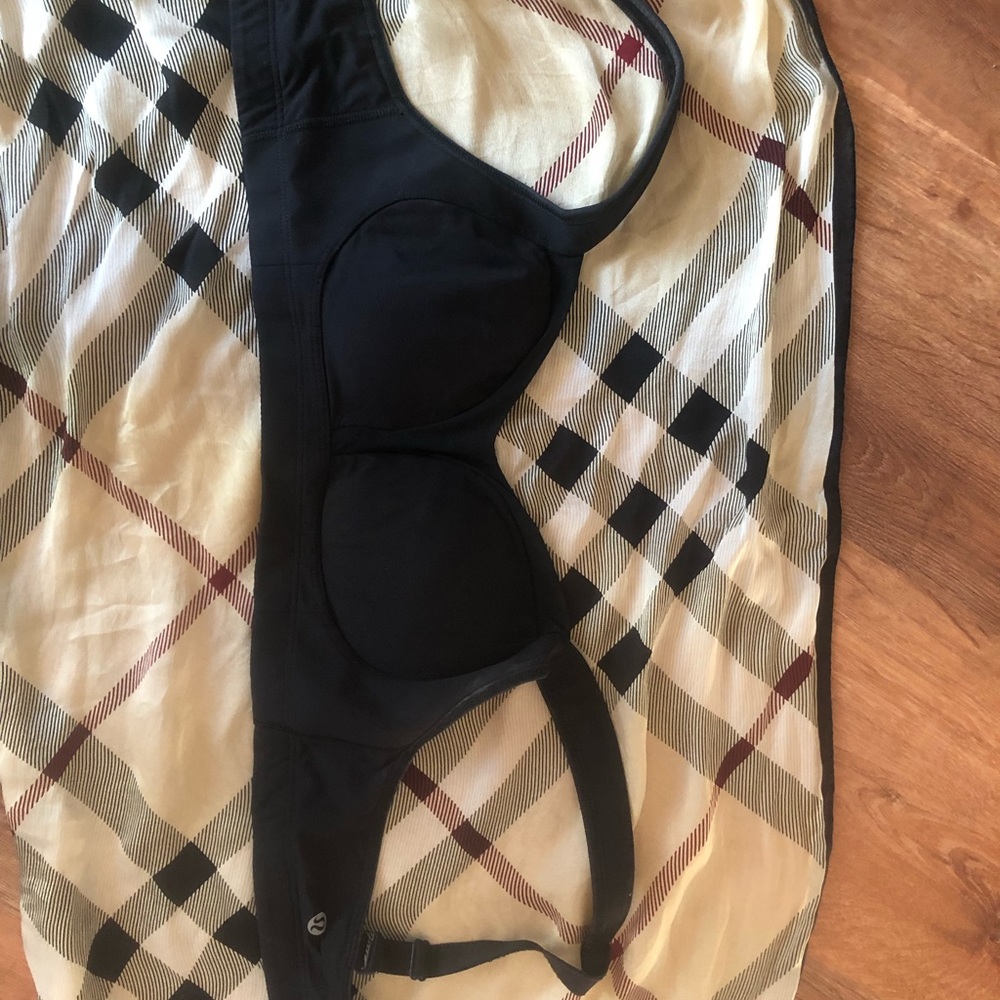 Lululemon bra black siZe 34D